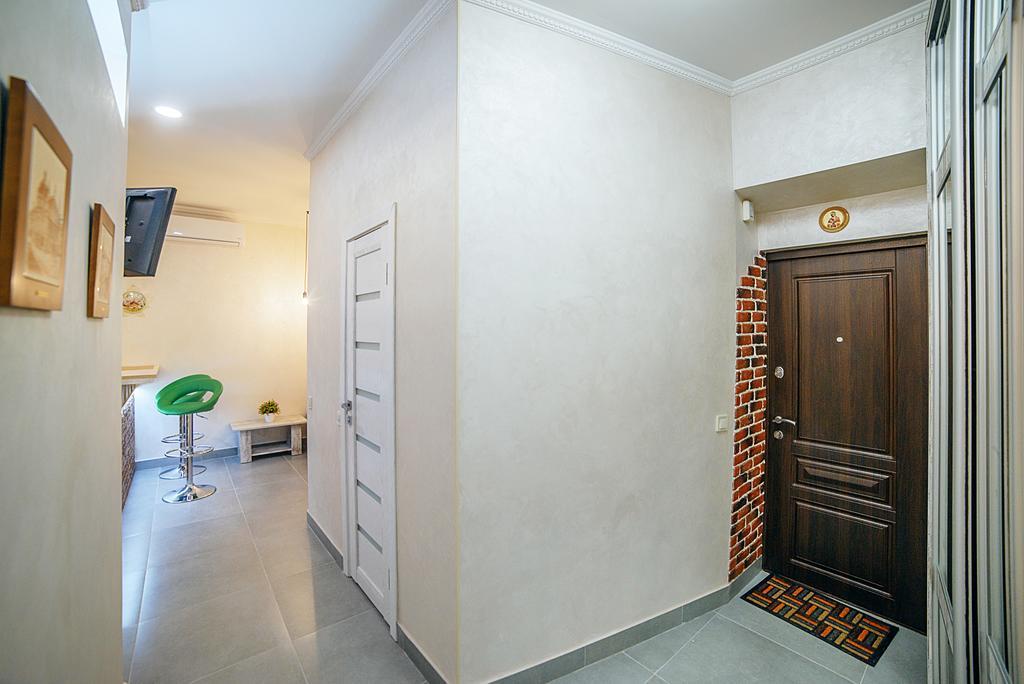 At Lyulki Apartment
